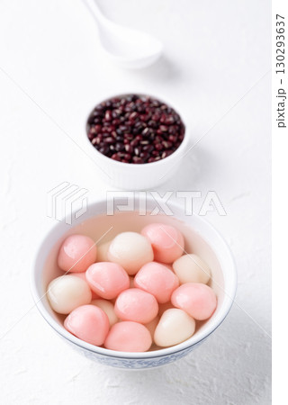 Tangyuan (Chinese sweet dumpling), Glutinous rice ball in syrup Tangyuan (Chinese sweet dumpling), Glutinous rice ball in syrup 130293637