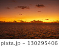朝焼けの海 130295406