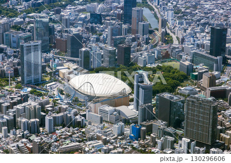 東京都文京区後楽一丁目付近を空撮 130296606