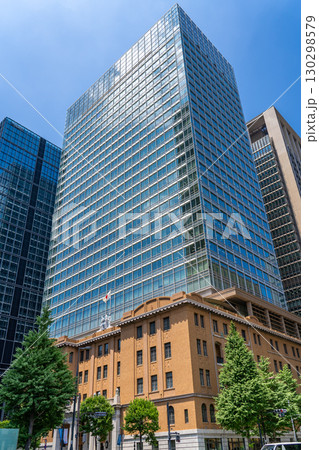 三菱UFJ信託銀行本店ビル(複合商業ビル)日本工業倶楽部会館(有形文化財) 東京都千代田区丸の内 三菱UFJ信託銀行本店ビル(複合商業ビル)日本工業倶楽部会館(有形文化財) 東京都千代田区丸の内 130298579