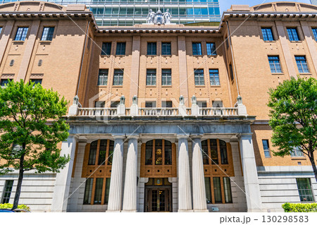 三菱UFJ信託銀行本店ビル（複合商業ビル）日本工業倶楽部会館（有形文化財）　東京都千代田区丸の内 130298583