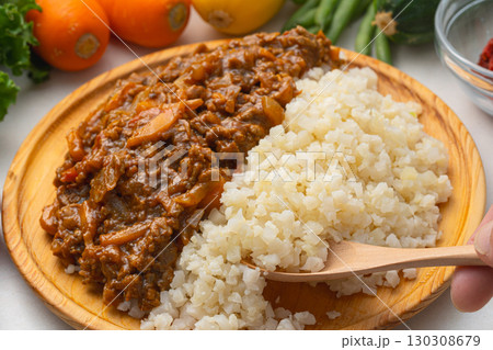 ローカーボダイエット　カレー　カリフラワーライス 130308679