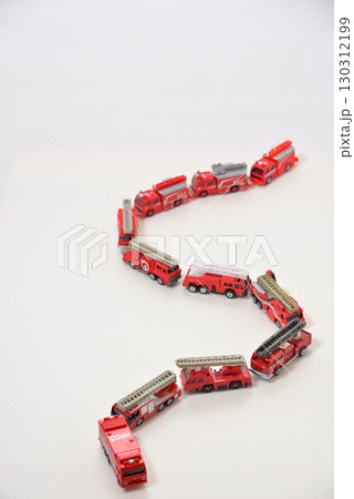 消防自動車 大規模災害 都道府県応援部隊イメージ 130312199