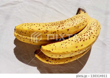 シュガースポットの入ったバナナ シュガースポットの入ったバナナ 130314911