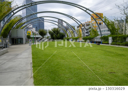 ミヤシタパーク　（東京都渋谷区渋谷・神宮前） 130316029