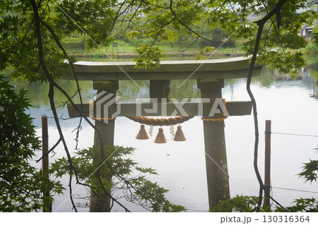 大分県　湯布院　金鱗湖 130316364