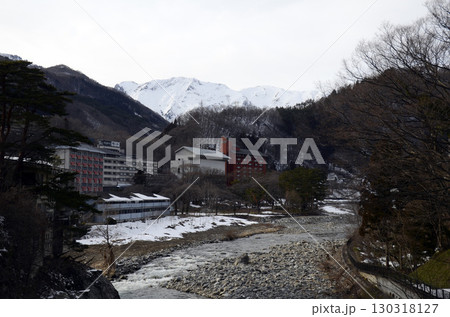 冬の谷川岳 130318127