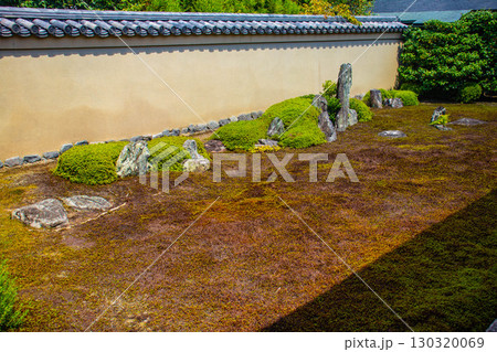 【京都風景】龍源院　独創的で印象深い禅宗の庭々 130320069