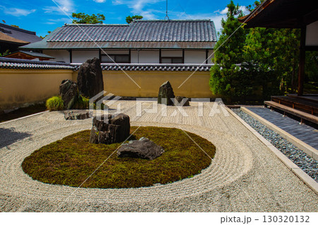 【京都風景】龍源院 独創的で印象深い禅宗の庭々 【京都風景】龍源院 独創的で印象深い禅宗の庭々 130320132