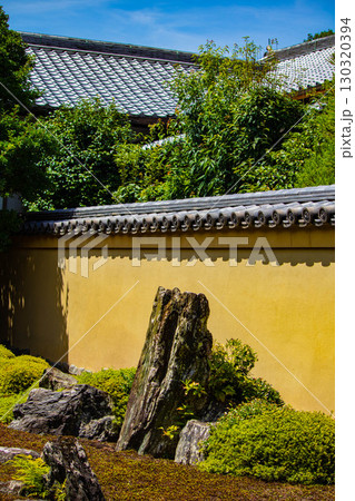 【京都風景】龍源院　独創的で印象深い禅宗の庭々 130320394