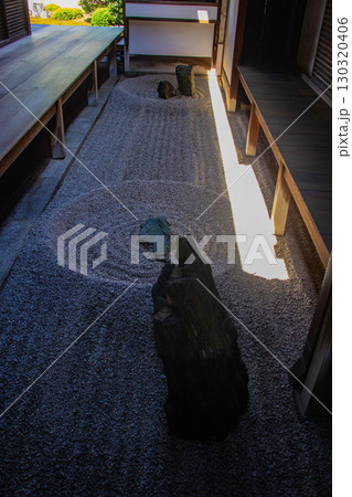 【京都風景】龍源院 独創的で印象深い禅宗の庭々 【京都風景】龍源院 独創的で印象深い禅宗の庭々 130320406