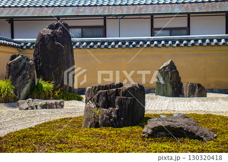 【京都風景】龍源院 独創的で印象深い禅宗の庭々 【京都風景】龍源院 独創的で印象深い禅宗の庭々 130320418