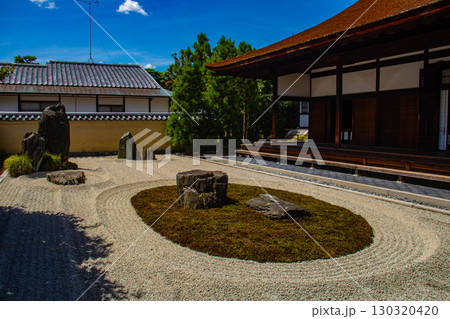 【京都風景】龍源院　独創的で印象深い禅宗の庭々 130320420