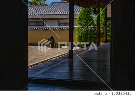 【京都風景】龍源院　独創的で印象深い禅宗の庭々 130320430