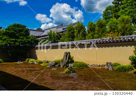 【京都風景】龍源院　独創的で印象深い禅宗の庭々 130320440