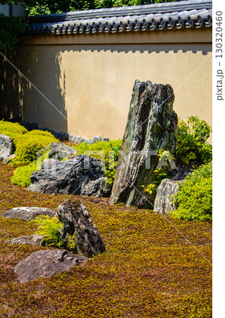 【京都風景】龍源院　独創的で印象深い禅宗の庭々 130320460
