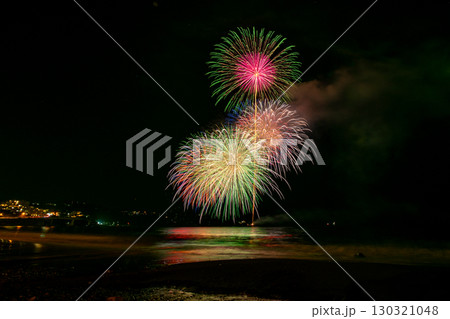 海上からの打ち上げが復活した湯河原温泉海上花火大会 海上からの打ち上げが復活した湯河原温泉海上花火大会 130321048