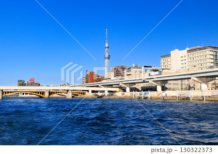 東京都浅草 水上バスからの東京都市景観 東京都浅草 水上バスからの東京都市景観 130322373