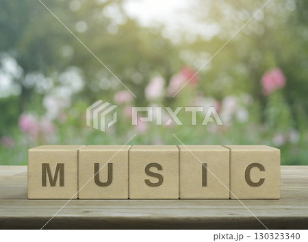 Business music online concept Business music online concept 130323340