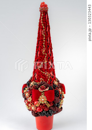 Beautiful Christmas gifts. Homemade alternative Christmas trees. Decor and decoration. 130323443