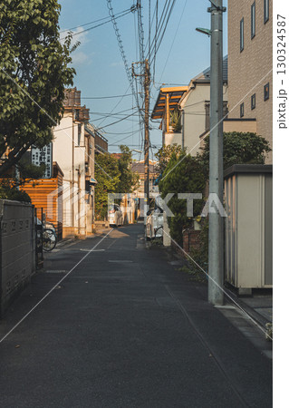 北区　王子　夕方の住宅街の風景 130324587