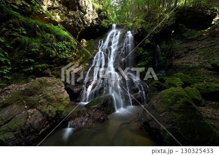 奥田縄の滝(福井県小浜市奥田縄) 奥田縄の滝(福井県小浜市奥田縄) 130325433