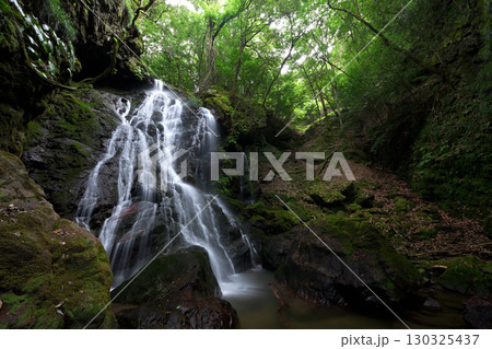 奥田縄の滝(福井県小浜市奥田縄) 130325437