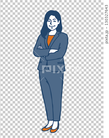 腕を組んで笑顔を見せるスーツ姿の女性ビジネスパーソン 130327643