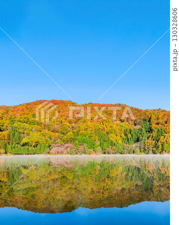 中綱湖（秋） 130328606