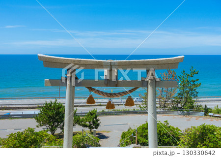 【恵比寿大明神鳥居】白尾灯台から見る日本海の景色【かほく市】 130330642