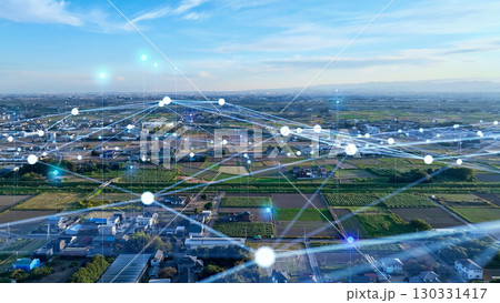 地方都市の空撮と通信ネットワークのコンセプト 130331417