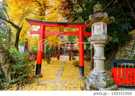 秋の山崎聖天 観音寺　稲荷大明神 130332308