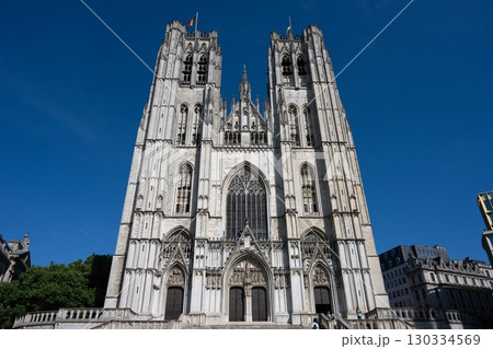 サン・ミッシェル大聖堂／ブリュッセル，ベルギー 130334569