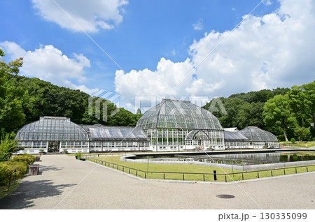東山動植物園の温室前館 東山動植物園の温室前館 130335099
