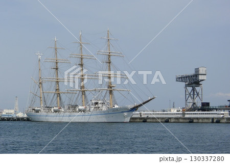 海王丸（横浜寄港） 130337280