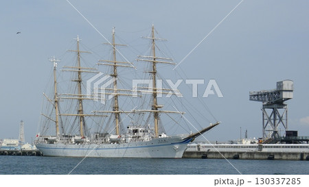 海王丸（横浜寄港） 130337285