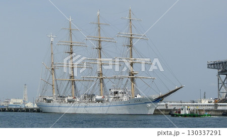海王丸（横浜寄港） 130337291