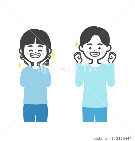 歯を見せて笑う子供たちイラスト 130338444
