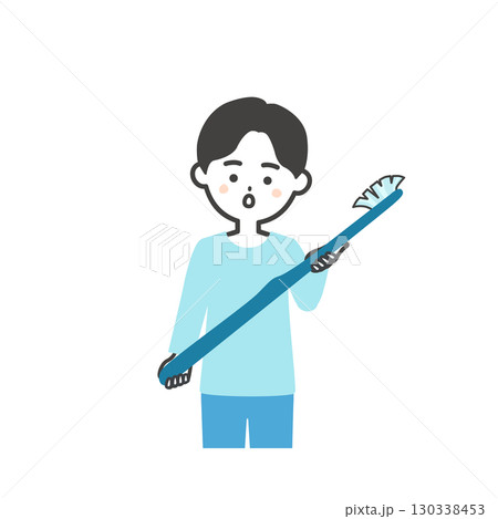 古くなった大きな歯ブラシを持つ男の子イラスト 130338453
