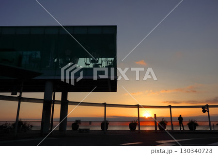 ロマンチック茨城（その名の通り「日いずる駅」日立駅。日本一美しい駅舎と噂されている。）日立市 130340728