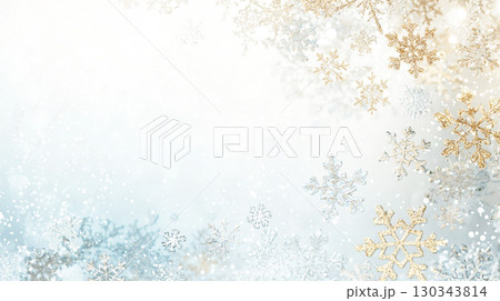 金銀の雪の結晶が舞う冬の背景素材 130343814