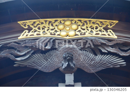 梅鉢紋・鳥の彫刻(大阪天満宮・西登龍門/大阪府大阪市北区) 梅鉢紋・鳥の彫刻(大阪天満宮・西登龍門/大阪府大阪市北区) 130346205