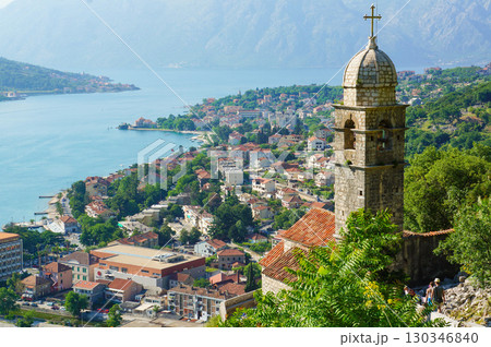 モンテネグロにある世界遺産の小さな町の風景 130346840