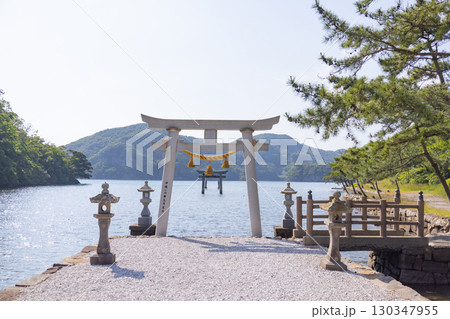対馬 和多都美神社 海に立つ鳥居 対馬 和多都美神社 海に立つ鳥居 130347955