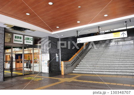 長野県上田市　上田駅南北連絡通路お城口 130348707