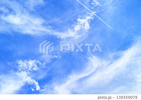 青空と雲イメージ 130350078