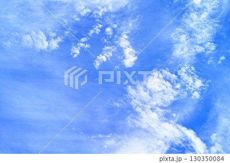 青空と雲イメージ 青空と雲イメージ 130350084
