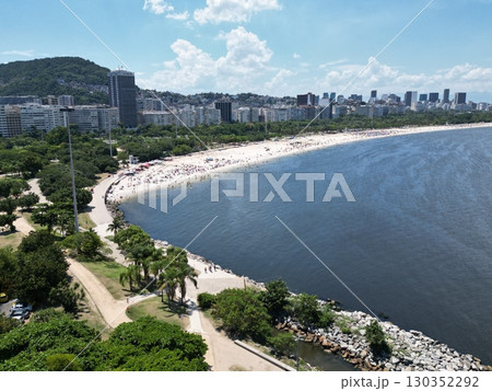 リオのプライア・デ・ボタフォーゴのビーチの空撮 130352292