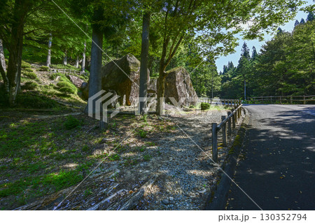 岩屋岩蔭遺跡（岐阜県下呂市） 130352794