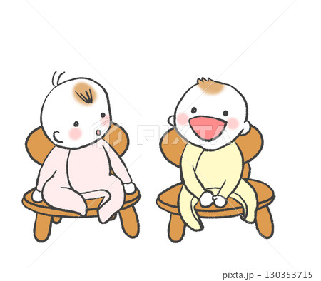 椅子に座る赤ちゃん 130353715